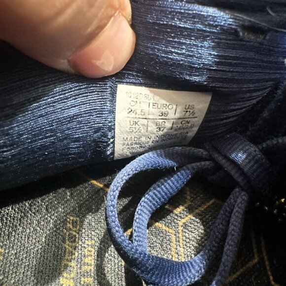 Asics Gel-Cumulus 26 Womens Size 7.5 Blue Athletic Running Shoes Sneakers - Picture 9 of 11